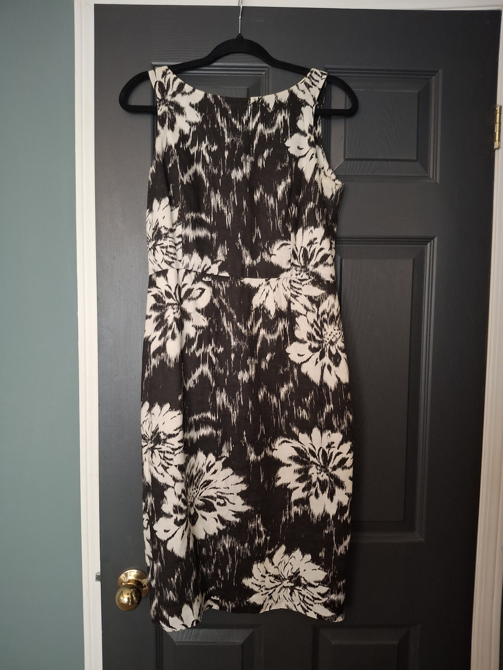 Sleeveless Black and White Floral Sheath Dress